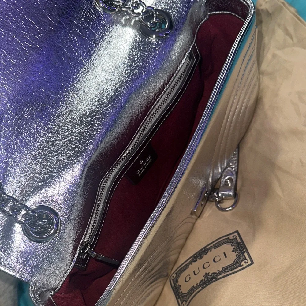 Gucci Silver GG Marmont Matelassé Shoulder Bag - Picture 6 of 7